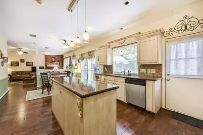 1306 N Gabriel River Circle, Sugar Land, TX 77478 - Photo 24