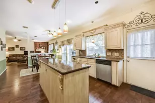 1306 N Gabriel River Cir, Sugar Land, TX 77478 - Photo 24