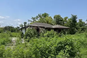 7115 Dallas St, Baytown, TX 77521 - Photo 2