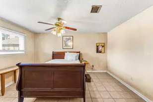 7530 Cypress Dr, Humble, TX 77396 - Photo 10