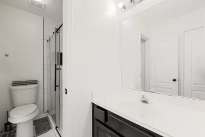 14910 Lake Woodbridge Court, Sugar Land, TX 77498 - Photo 32