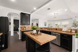 14910 Lake Woodbridge Ct, Sugar Land, TX 77498 - Photo 12