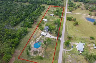 803 County Rd 772, Damon, TX 77430 - Photo 2