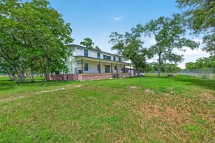 803 County Rd 772, Damon, TX 77430 - Photo 38