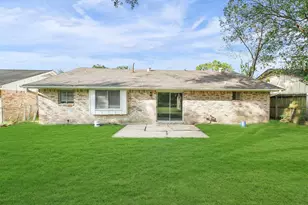13435 Greenbriar Dr, Sugar Land, TX 77498 - Photo 10
