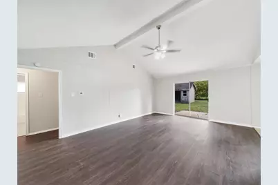 13435 Greenbriar Drive, Sugar Land, TX 77498 - Photo 2
