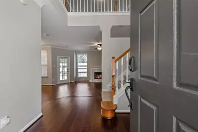 107 S Spiral Vine Circle, The Woodlands, TX 77381 - Photo 6