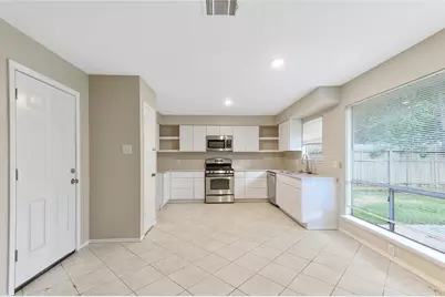 18067 Garden Manor Drive, Houston, TX 77084 - Photo 6