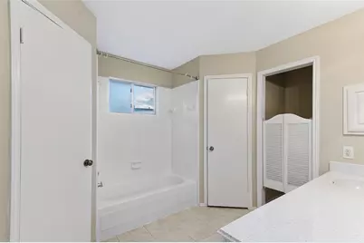 18067 Garden Manor Drive, Houston, TX 77084 - Photo 10