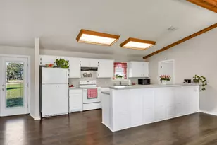 11577 Coleman St, Bryan, TX 77808 - Photo 6