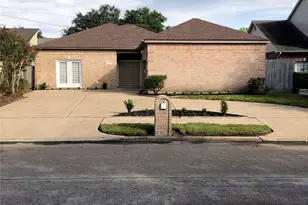 10310 Chevy Chase Dr, Houston, TX 77042 - Photo 1