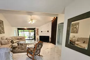 14126 Country Manor Dr, Sugar Land, TX 77498 - Photo 6