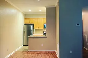 2475 Underwood St, Houston, TX 77030 - Photo 2