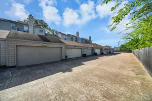 1059 Country Pl Dr Dr, Houston, TX 77079 - Photo 42
