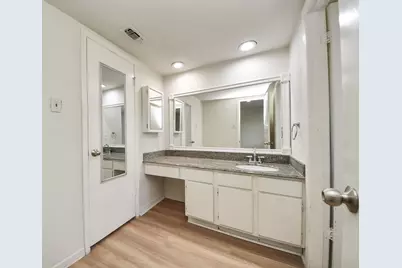 1059 Country Place Dr Drive #1059, Houston, TX 77079 - Photo 36