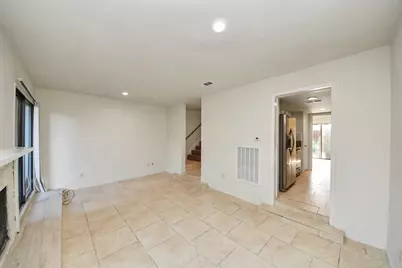1059 Country Place Dr Drive #1059, Houston, TX 77079 - Photo 16