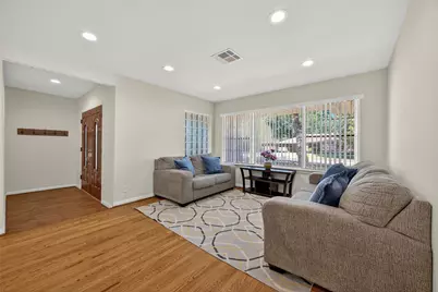 4045 Osby Drive, Houston, TX 77025 - Photo 4