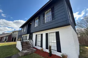 402 Tresvant Dr, Houston, TX 77598 - Photo 4