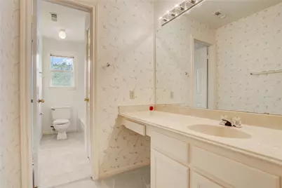 16923 Meadowleigh Court, Sugar Land, TX 77479 - Photo 26