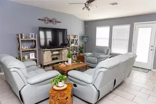 16715 Bending Creek Ln, Friendswood, TX 77546 - Photo 18