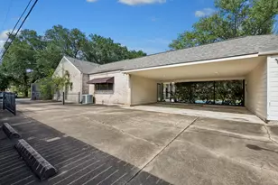 802 Briar Ridge Dr, Houston, TX 77057 - Photo 32