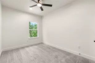 7901 Grandview St, Houston, TX 77051 - Photo 24