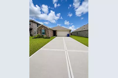 1710 Vista Luna Drive, Texas City, TX 77591 - Photo 1