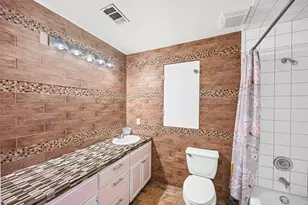 12710 McClosky St, Houston, TX 77037 - Photo 24