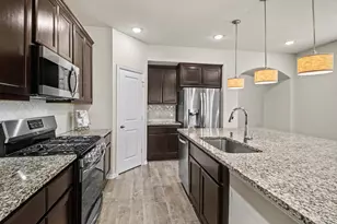 10602 Wagner St, Rosharon, TX 77583 - Photo 4