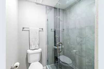 1669 W Sam Houston Parkway S, Houston, TX 77042 - Photo 18