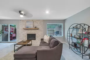 1669 W Sam Houston Pkwy S, Houston, TX 77042 - Photo 10