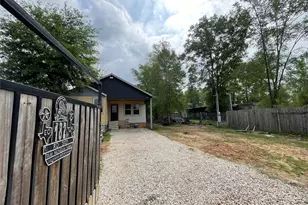 182 Rd 5101, Cleveland, TX 77327 - Photo 2