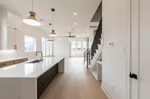 1122 E 27th St, Houston, TX 77009 - Photo 6