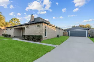 14007 Overbrook Ln, Houston, TX 77077 - Photo 6