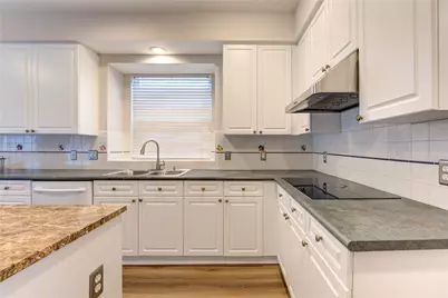 1730 Monvale Lane, Sugar Land, TX 77479 - Photo 12