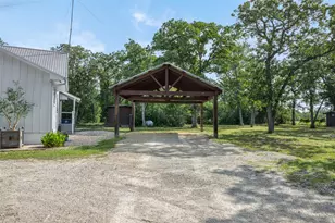 6811 Mockingbird Rd, Flatonia, TX 78941 - Photo 26