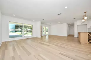 1715 Fawnhope Dr, Houston, TX 77008 - Photo 18