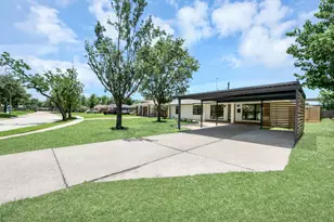 1715 Fawnhope Dr, Houston, TX 77008 - Photo 4
