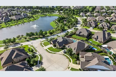 8914 Vineyard Valley Court, Tomball, TX 77375 - Photo 8
