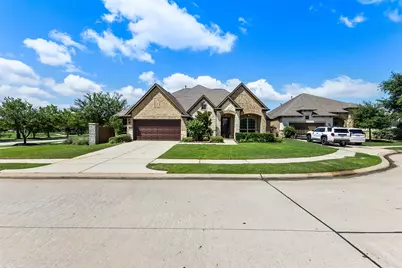 8914 Vineyard Valley Court, Tomball, TX 77375 - Photo 2