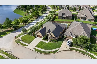 8914 Vineyard Valley Court, Tomball, TX 77375 - Photo 6