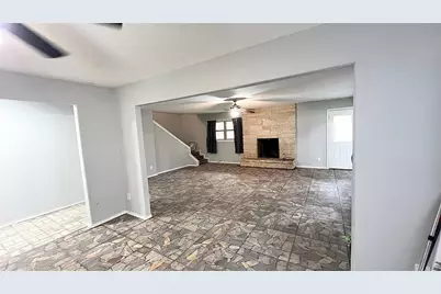 803 Glen Hollow Drive, Conroe, TX 77385 - Photo 4