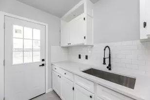 1109 E Columbia Ln, Deer Park, TX 77536 - Photo 10
