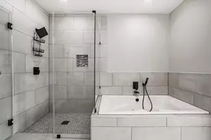 9307 Tower St, Houston, TX 77088 - Photo 14