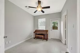 2815 King's Retreat Cir, Kingwood, TX 77345 - Photo 6