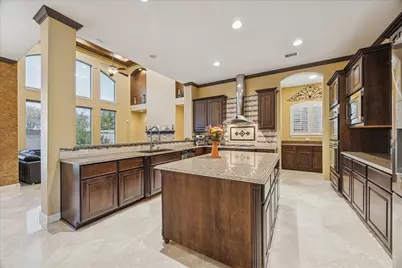 4814 Burclare Court, Sugar Land, TX 77479 - Photo 10