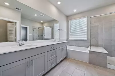 4212 Farm Hollow Street, Houston, TX 77080 - Photo 18