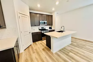 9638 Lily Vis Ln, Richmond, TX 77407 - Photo 8