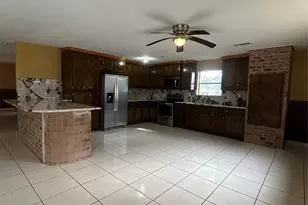5811 E S F Austin Rd, Freeport, TX 77541 - Photo 12