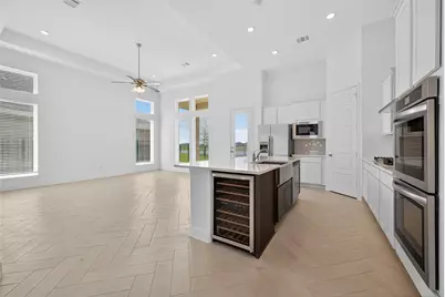 2919 Golden Isle Drive, Texas City, TX 77568 - Photo 12
